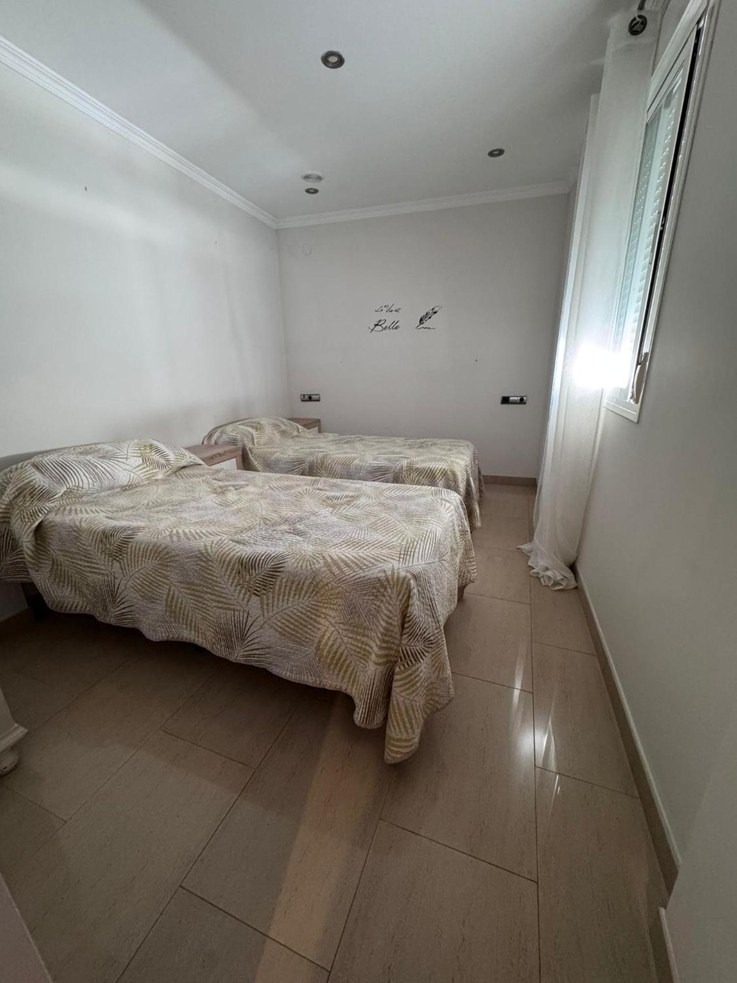 Penuelas Apartment Люсена Экстерьер фото